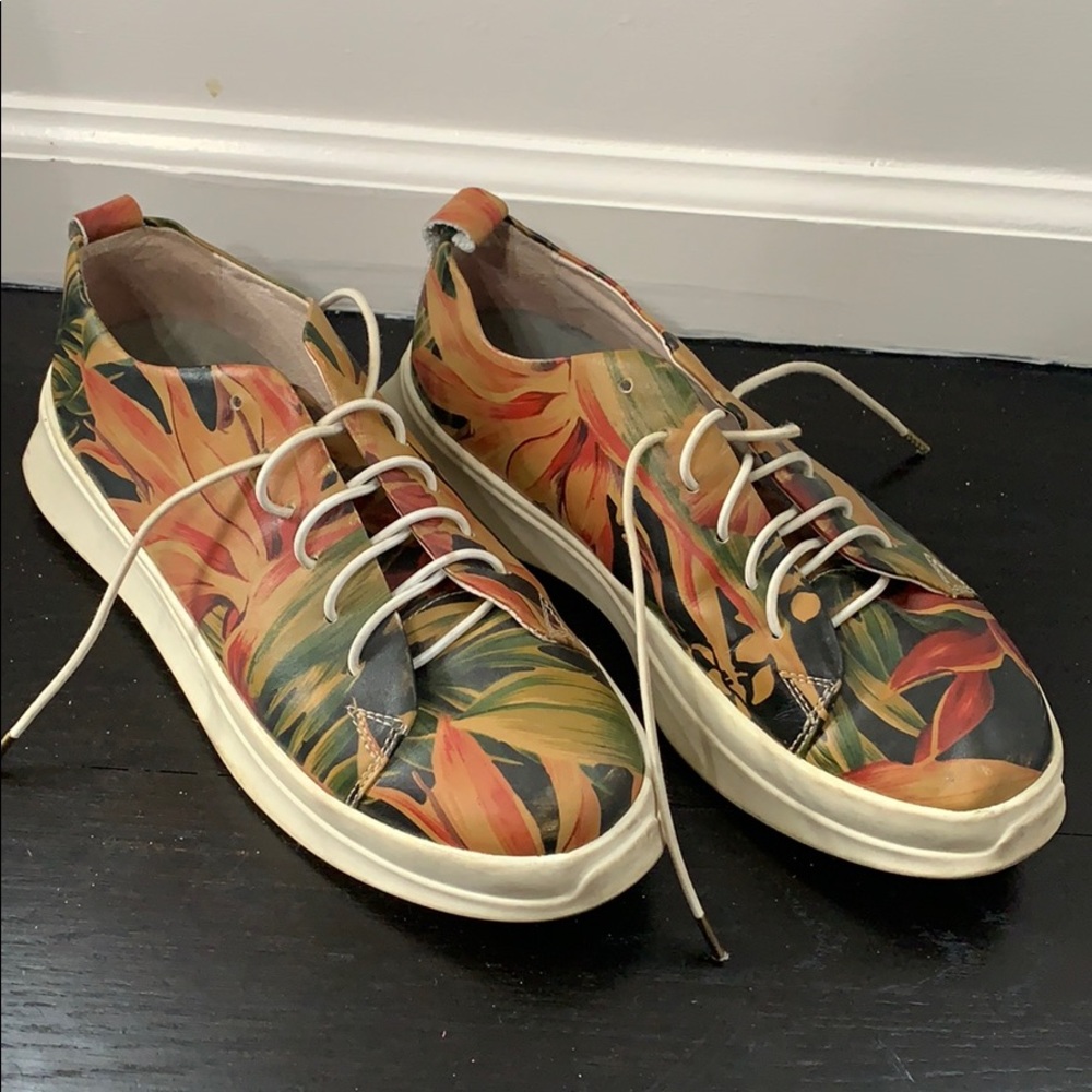 CHAKA leather printed sneakers